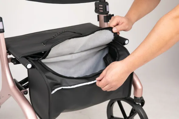GoMe Two carbon rollator